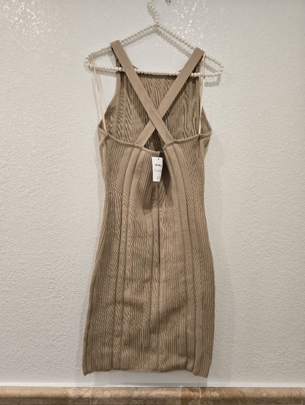 Nightfall Mini rib-knit bodycon round neck sleeveless Dress Linen Taupe L NWT - Picture 2 of 5